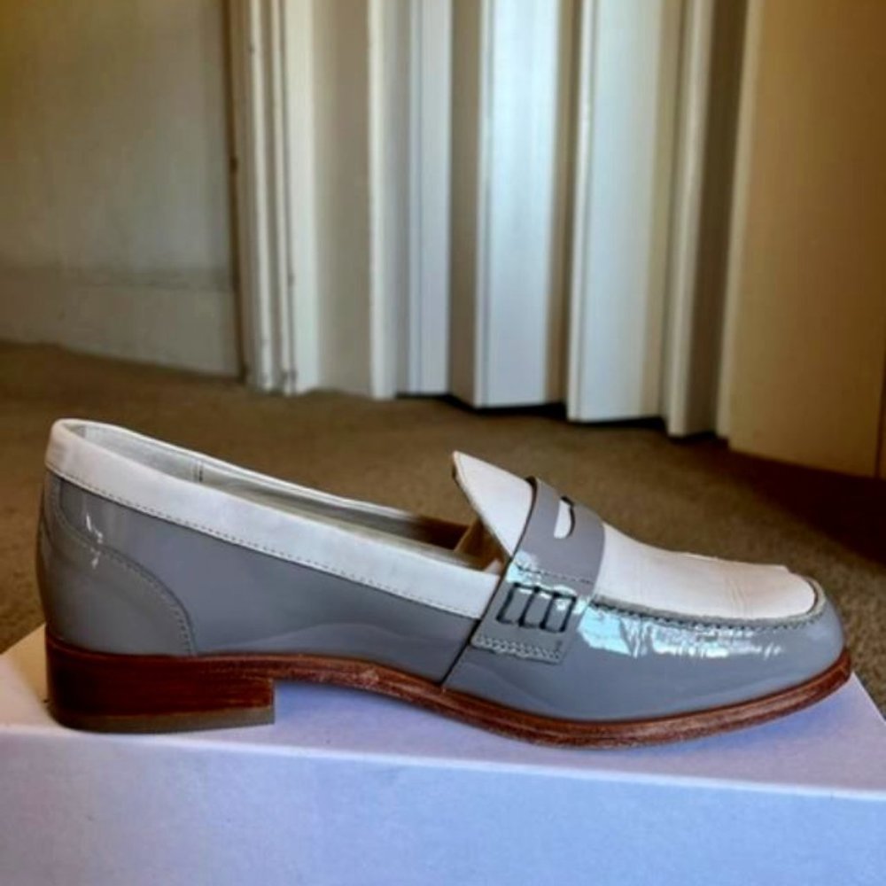 BODEN 100% leather 2-tone loafer